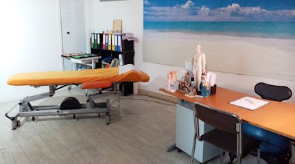 Alizée PELLEREY : Thérapeute en Médecine Traditionnelle Chinoise, Homéopathie, PSYCH-K® et Access Bars® à Vaison-la-Romaine, Praticien de Médecine Alternative à Vaison-la-Romaine