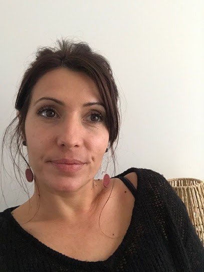 Charlotte & Vous- Annecy Luxopuncture Luminotherapie Soin Energétique, Praticien de Médecine Alternative à Lathuile