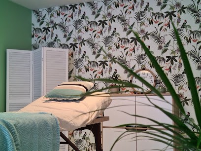 Noëmie Honoré Naturopathe Réflexologue, Praticien de Médecine Alternative à L'Huisserie