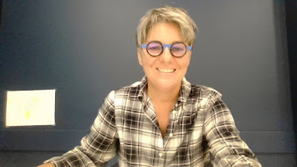 Andrée-Mickaëlle Gloaguen : Hypnose / Maitre Praticien Pnl . Spécialisée : Douleur - Enfants Hypersensibles - Perte De Poids Service D'hypnothérapie à Plomelin