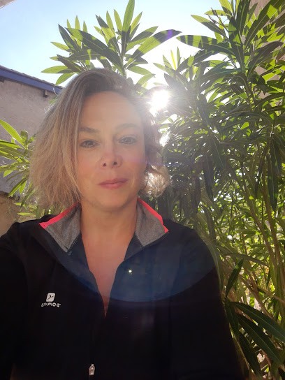 Virginie PERROUD, Praticien de Médecine Alternative à Thoissey