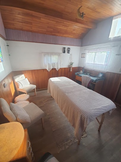 Eylis Magnétisme Magnétiseur, Energéticienne, Chant vibratoire, Massages sonores, Praticien de Médecine Alternative à Évian-les-Bains