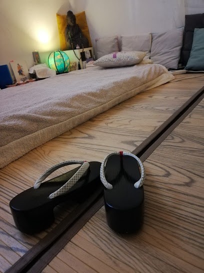 Amandine Heduy Instant Zen, Praticien de Médecine Alternative à Cannes