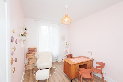 Meyer Marion, énergéticienne Chez Affleur D'Hématite, Praticien de Médecine Alternative à Munchhouse