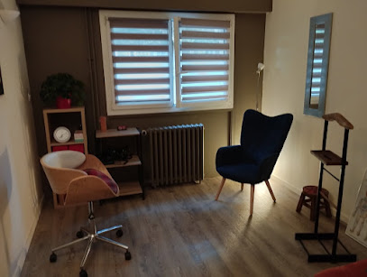 Shiatsu Laurence Royné, Praticien De Médecine Alternative à Nantes