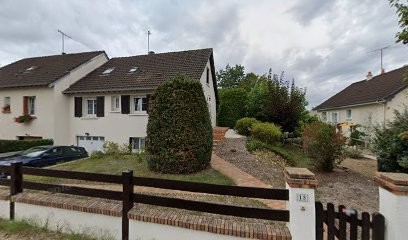 Lauriane Boussac, Praticien de Médecine Alternative à Vineuil