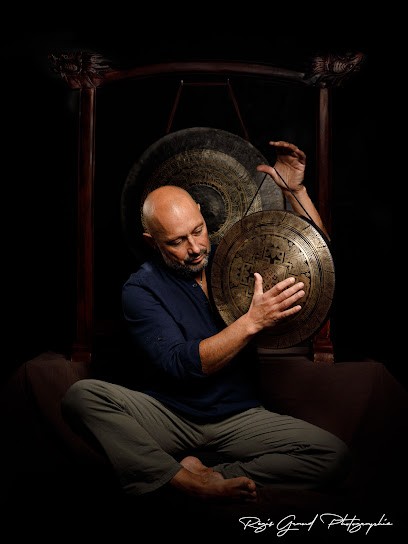 Eric Abellan, Énergéticien,Sonothérapeute, Praticien de Médecine Alternative à Lyon 05