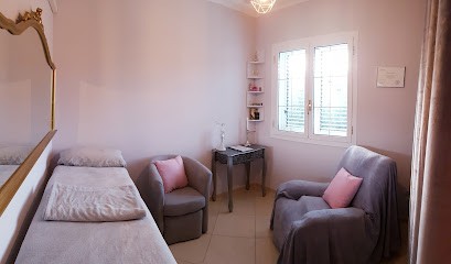 Étinc'aile divine, Hypnothérapeute à Poggio-Mezzana