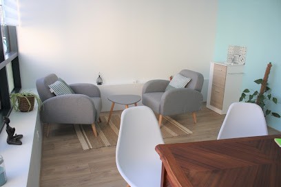 Emeline Lecouffe - Naturopathe & accompagnante sur le comportement alimentaire, Praticien de Médecine Alternative à Beauce la Romaine