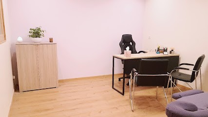 Jessica SAUREL-CHEVALLEY, Praticien de Médecine Alternative à Callian