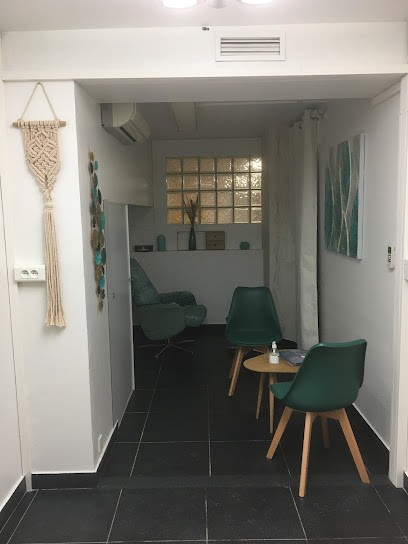 Kathia Terki - Sophrologue RNCP & Thérapeute TCC, Praticien de Médecine Alternative à Coulanges-la-Vineuse