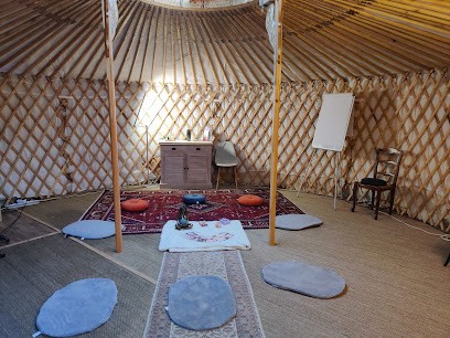 Sophrologue & Art-thérapeute holistique à Château-Gontier - Accompagnement holistique, Praticien de Médecine Alternative à Château-Gontier