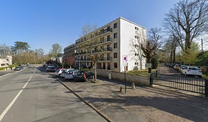 Léna Bernot, Praticien de Médecine Alternative à Rambouillet