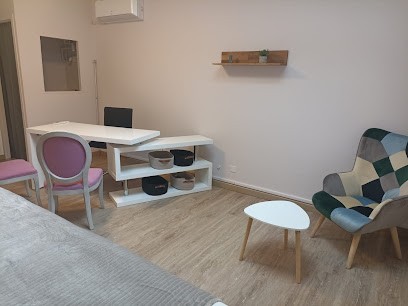 Claire Moucheboeuf Réflexologue, Réflexologue à Cognac