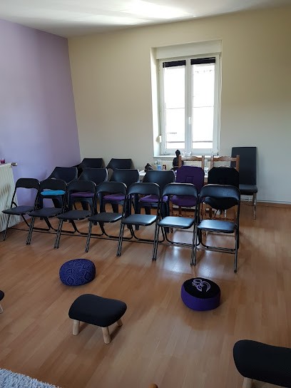 Rossell Manuela, Praticien de Médecine Alternative au Val-de-Guéblange