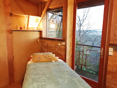 Fanny Choisy Naturopathe- Massages Bien-Être, Praticien De Médecine Alternative à Poitiers