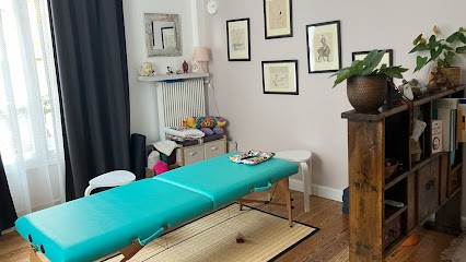 Massage Shiatsu Menton - Nora, Praticien de Médecine Alternative à Menton