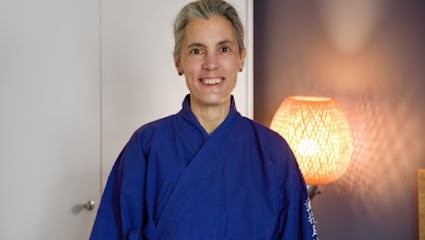 Cabinet de Shiatsu Agathe CHÂTEL, Praticien de Médecine Alternative à Paris 16