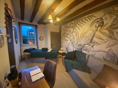 Des pieds et des mains, Réflexologue à La Flèche