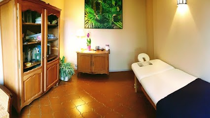 Mélanie Ducros-Peronne Thérapeute, Praticien de Médecine Alternative au Bugue