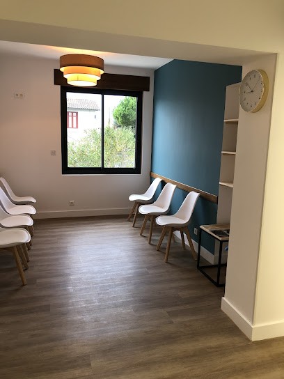 NATUROPATHE XAVIER HOMBECQ, Praticien de Médecine Alternative à Royan