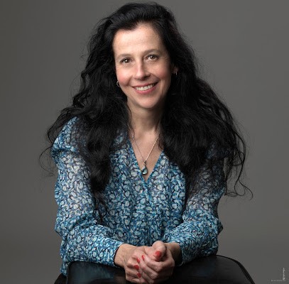 Sylvie Bouffard Thérapeute holistique magnétiseuse médium énergéticienne psycho corporelle, Praticien de Médecine Alternative à Toulon