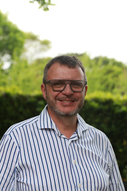 Michael COUTURE Hypnose & Magnétisme, Hypnothérapeute à Cherbourg-en-Cotentin