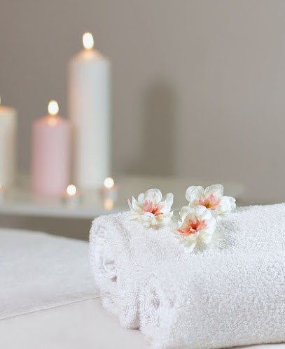 Inès Thévenard Naturopathe, Praticien de Médecine Alternative à Nouvoitou