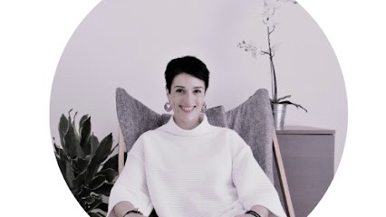 Laetitia Maussion - Sophrologie, Hypnose, Méditation, Danse Thérapie - Paris, Praticien de Médecine Alternative à Saint-Denis