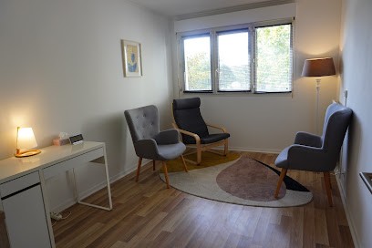 Emmanuelle Weber Sophrologue Sophro-analyse, Praticien de Médecine Alternative à Champs-sur-Marne