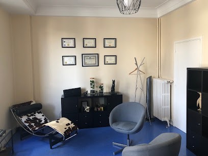 Peggy CHAREYRON Hypnose - PNL - DNR - Thérapies Individuelles, Familiales et Conjugales - Thérapie de couple - Thérapies brèves - Thérapie systémique et intégrative - Psychopraticien- Clermont-Ferrand / Chamalieres, Hypnothérapeute à Clermont-Ferrand