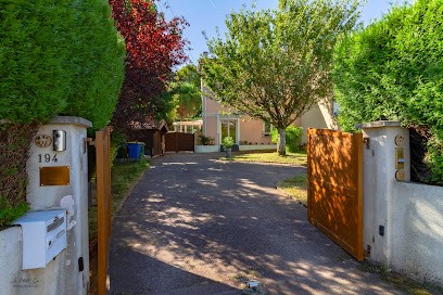 Carine Nouar NATUROPATHIE, Praticien de Médecine Alternative à Limoges