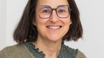 Suzanne Thiberville, Praticien de Médecine Alternative à Saint-Cyr-sur-Loire