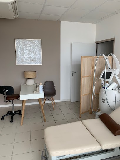 Rovelli Karine - Hypnothérapeute, Hypnothérapeute à Varennes-Jarcy