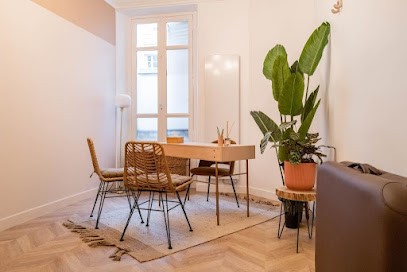 Claire Khaldi - Shanti_Grateful, Praticien de Médecine Alternative à Montigny-le-Bretonneux