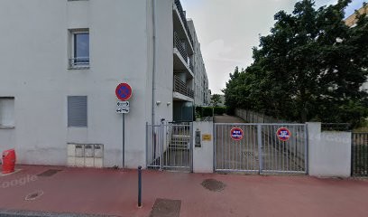 Akima MAIDI Thérapie Brève - Hypnose Et Développement Personnel, Hypnothérapeute à Vénissieux