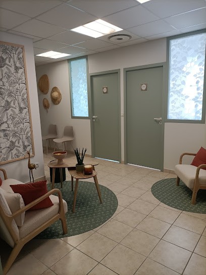 Caroline Boussier L'Amessence, Praticien de Médecine Alternative à Toulouges