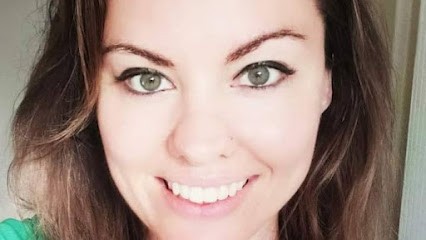 Lisa RÉMOLU - Sophrologue RNCP/ Magnétisme /Arrêt Du Tabac / Gestion Du Stress/ Praticienne En Thérapie De Couple/ TCC, Praticien de Médecine Alternative à Névian