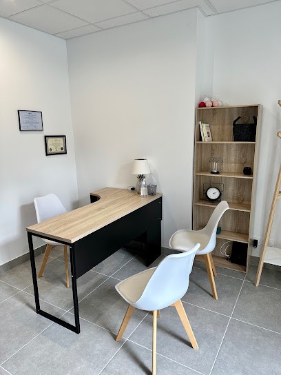 Alexandra Petitjean - Sophrologue et Hypnothérapeute à Fontenay-lès-Briis, Praticien de Médecine Alternative à Fontenay-lès-Briis