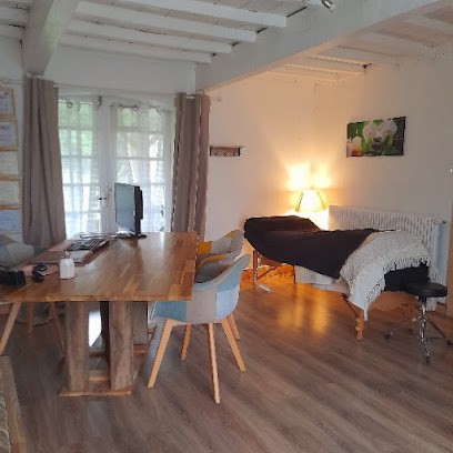 Zacharyas ludivine, Praticien de Médecine Alternative à Estrées-lès-Crécy