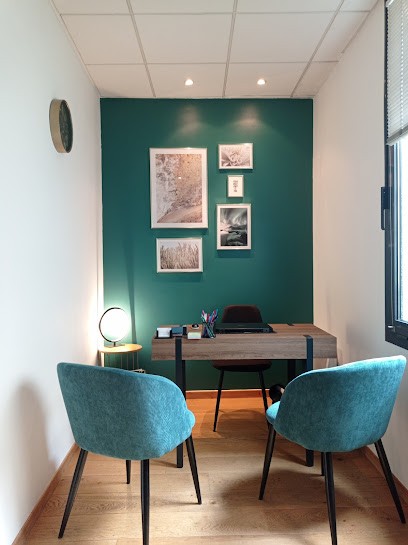 Sandrine Briot - Sophrologue Réflexologue Naturopathe - Cabinet Osmose - Sallanches, Praticien de Médecine Alternative à Sallanches