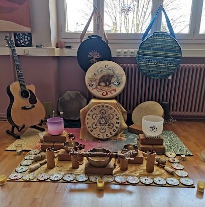 Alexandre Cailhol, Praticien Energéticien En Soins Holistiques Et Spirituels , Magnétiseur, Praticien de Médecine Alternative à Rodez