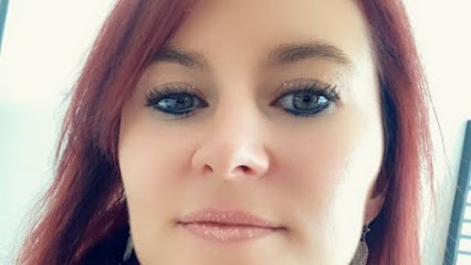 Lucie Demaerteleire, Praticien de Médecine Alternative à La Valette-du-Var