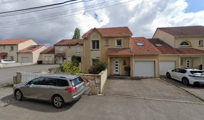 Lucia Mandra, Praticien de Médecine Alternative à Courcelles-sur-Nied