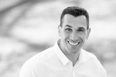 Cabinet D'Hypnose & Sophrologie | Inspirez Le Mieux-Être | Toufic Khedairia, Hypnothérapeute à Saint-Just-Chaleyssin