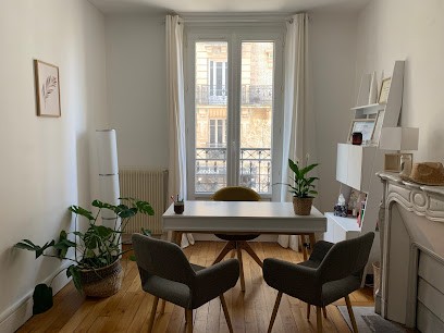 Celine CYRILLE, Hypnothérapeute à Issy-les-Moulineaux