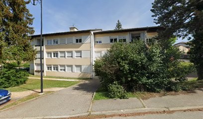 Ophélie Bouméla Thérapeute énergéticienne - Magnétiseuse, Praticien de Médecine Alternative à Oyeu