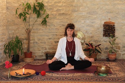 Laure Granval Accompagnatrice, Sophrologue, Hypnothérapeute, Professeure De Yoga, Hypnothérapeute à Cramans