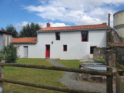 Aurélie Buigues Naturopathe, Praticien de Médecine Alternative au Cellier