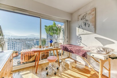 Caroline Tongas - Magnétiseur/Soins Energétiques, Praticien de Médecine Alternative à Grenoble